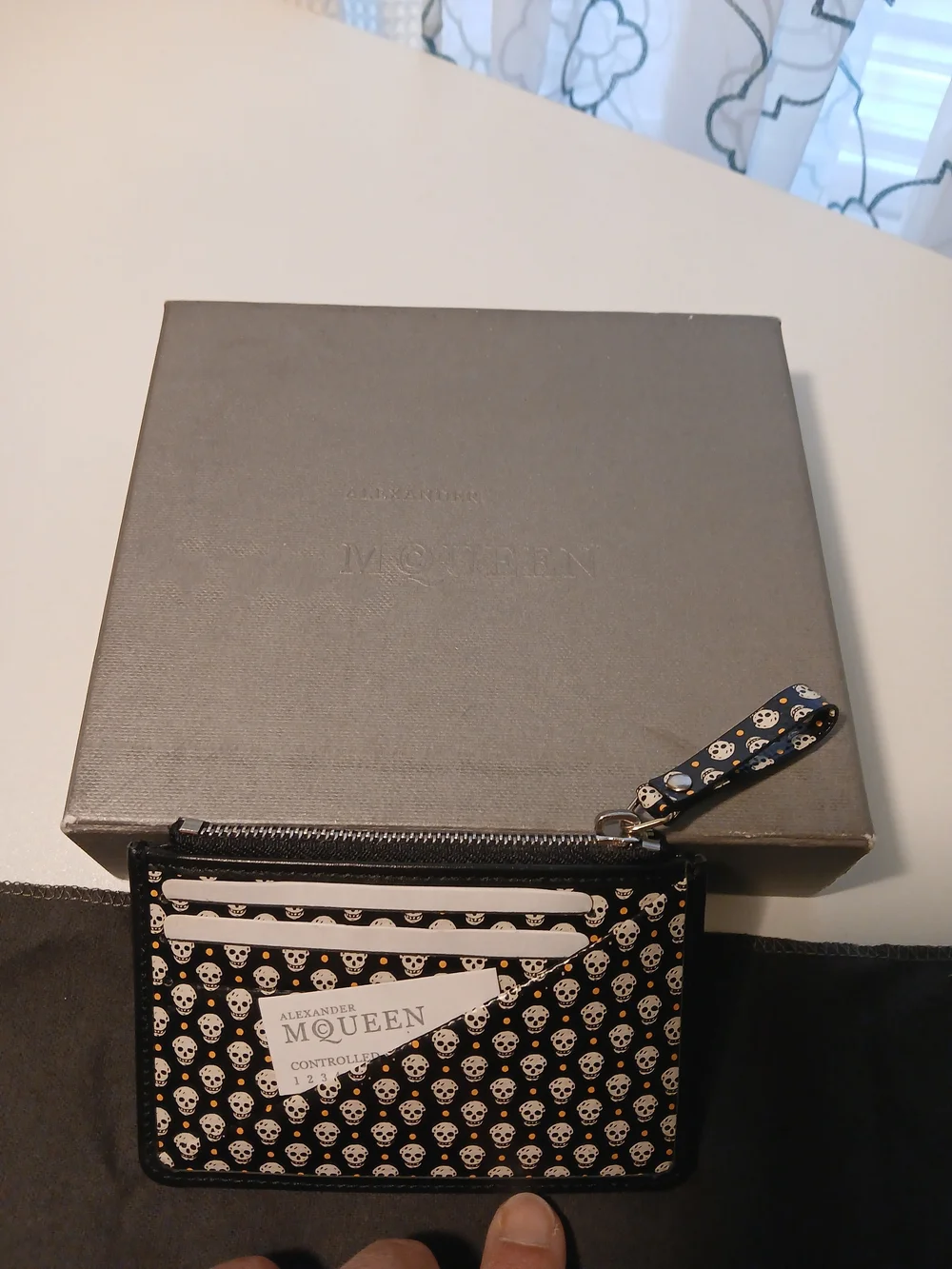 Alexander McQueen Black Skull Cardholder Zip Pouch